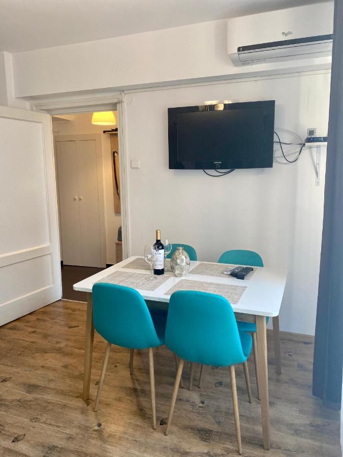 Ultracentral - Apartament Pe Calea Victoriei Bukarest Kültér fotó